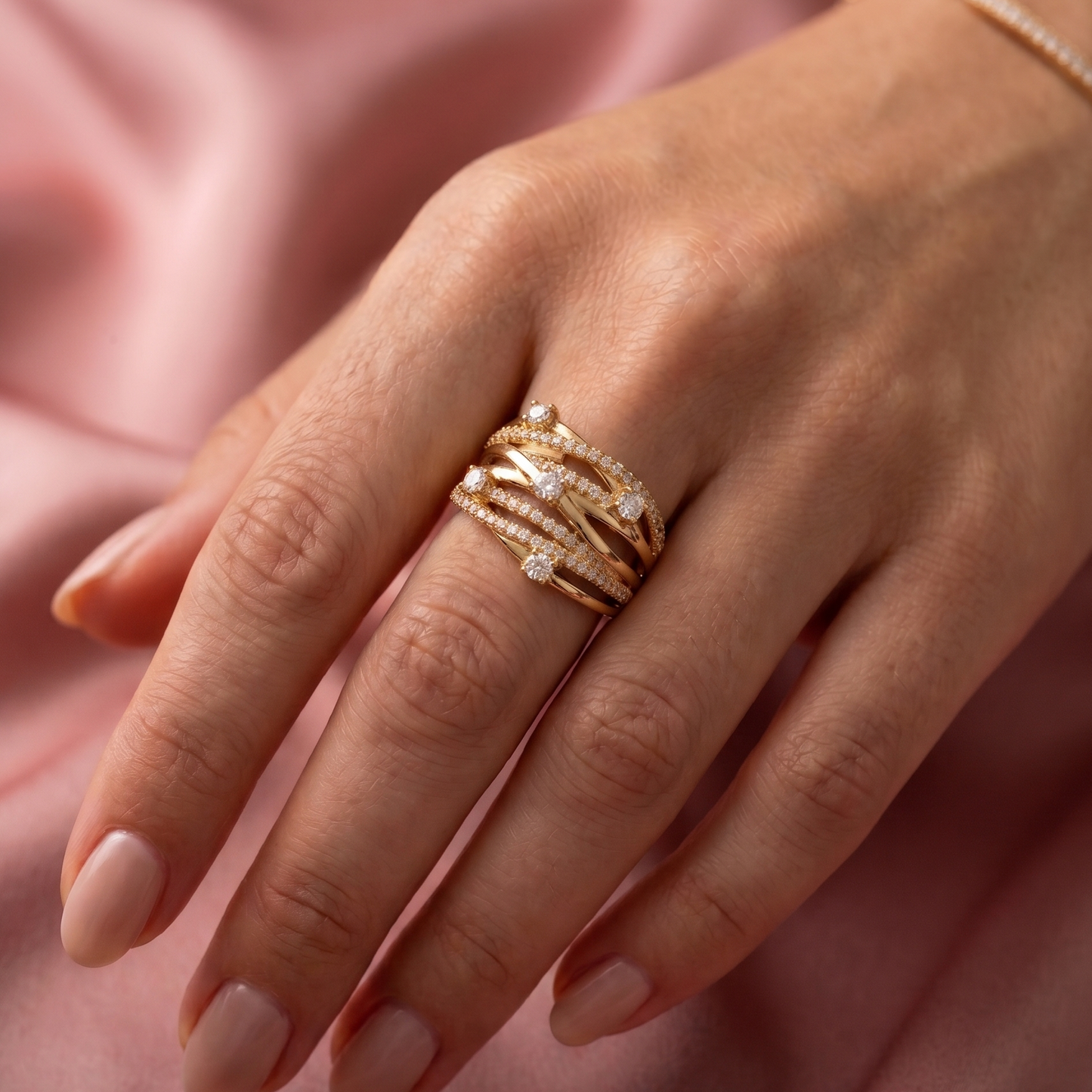 Evara Ring (Gold)