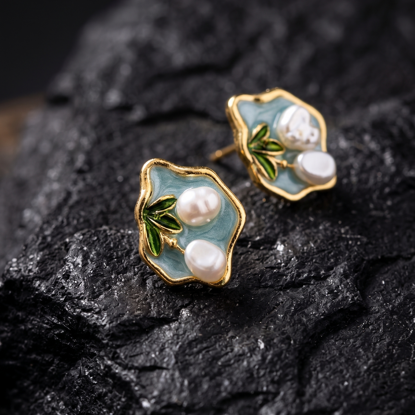 Pearl Meadow Studs