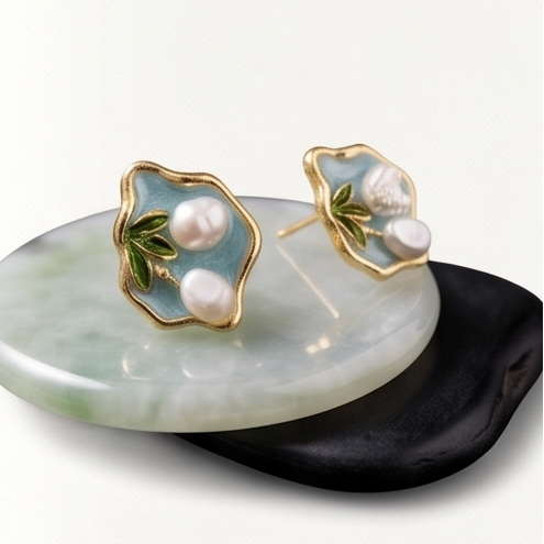 Pearl Meadow Studs