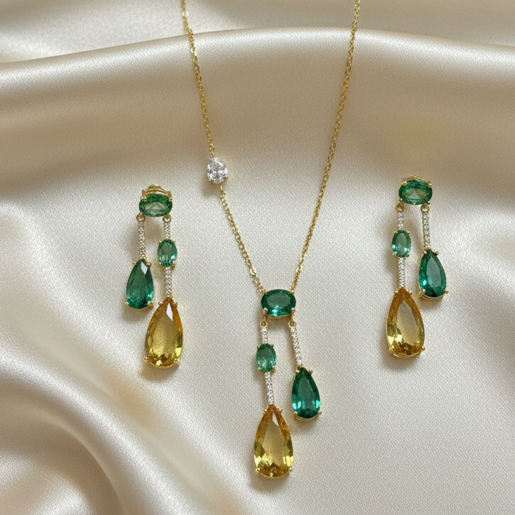 Royal Emerald Teardrop Pendent Set
