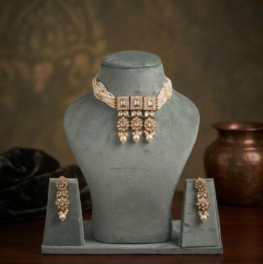 Noor-e-Moti Kundan Necklace Set