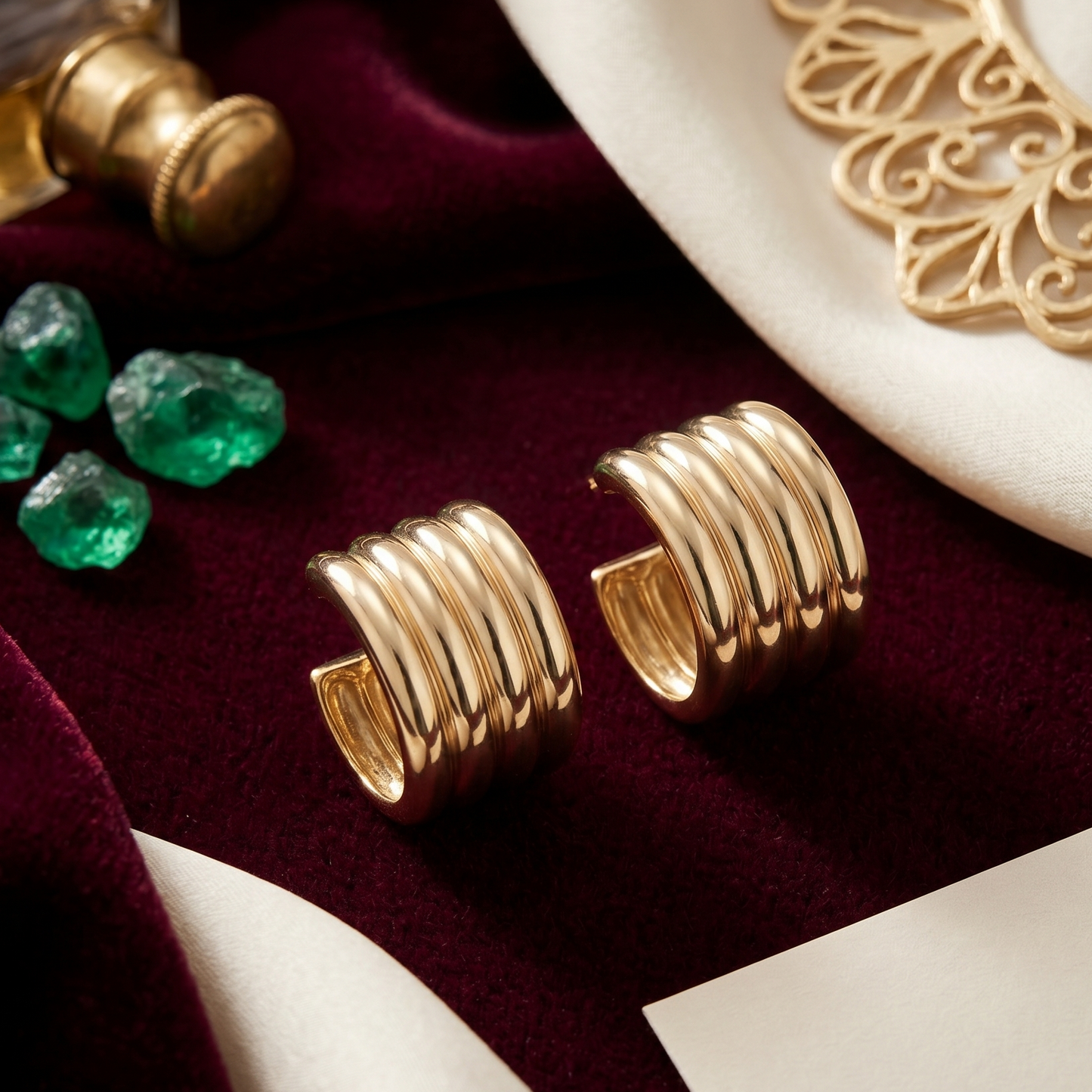 Gold-toned Ribbed Studs